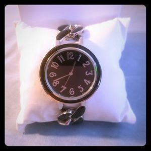 FMD Silver and Black Simple Watch